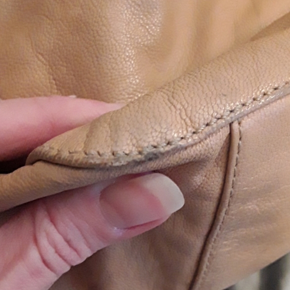 EUC beige leather 'Hibou' box bag - Picture 6 of 8